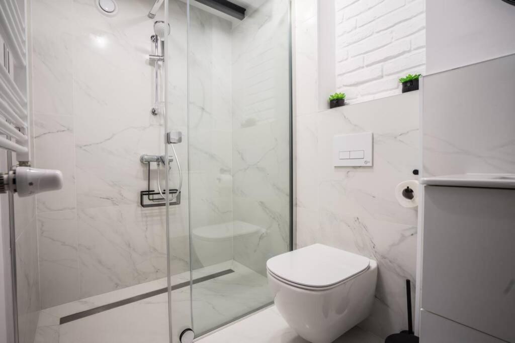 5Eco Apart Pearl Jagiellonska 27 Warszawa Old Town Экстерьер фото